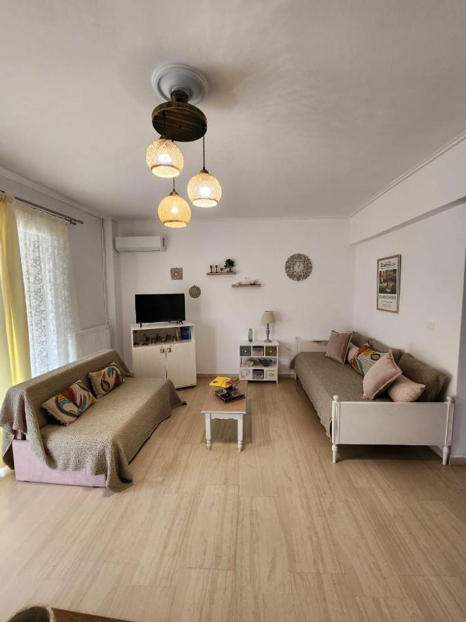 Queen Aspri Apartment 3' Min To The Beach! Антикира Экстерьер фото