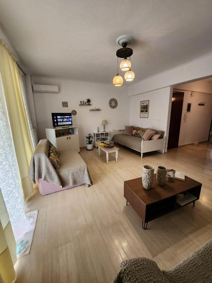 Queen Aspri Apartment 3' Min To The Beach! Антикира Экстерьер фото